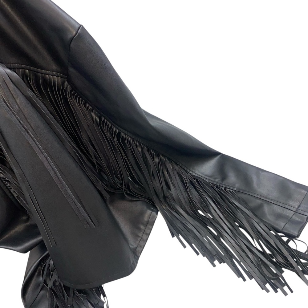 Wild Fable Fringe Black Faux Leather Jacket Size XL
Western Boho Cowgirl Country - Picture 11 of 16